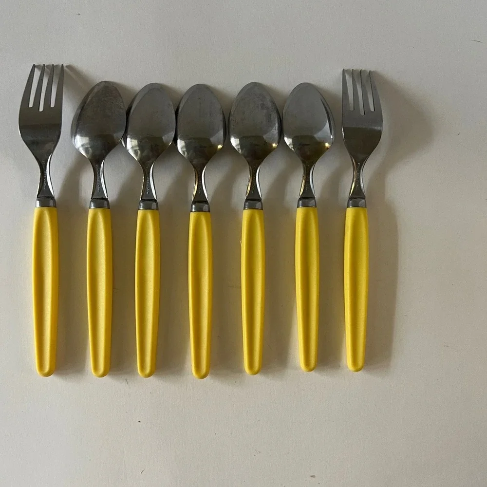 Vintage MCM Stainless Japan Yellow Resin Silver Ware 5 Teaspoons 2 Forks 7